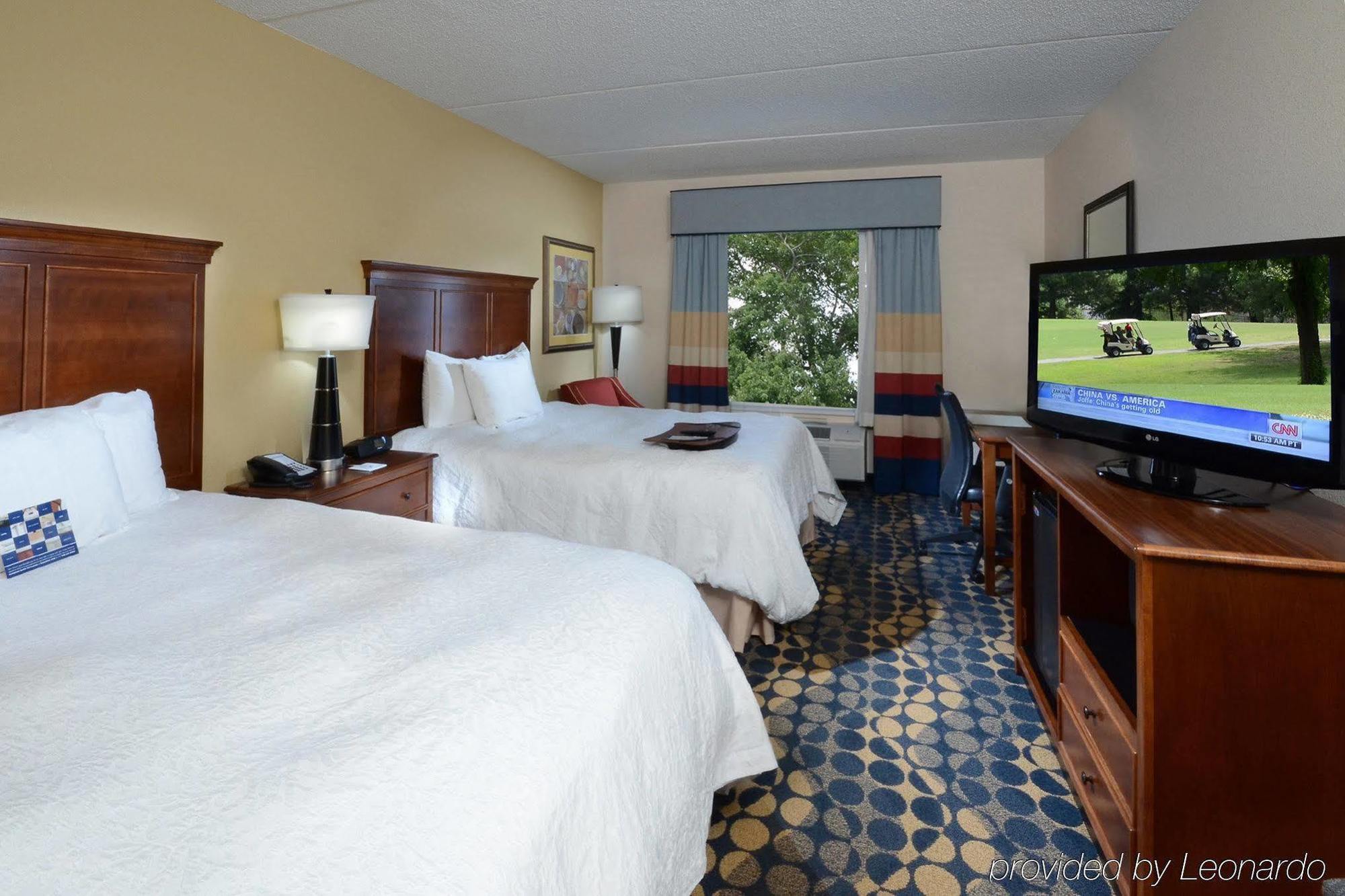 Hampton Inn & Suites Huntersville Exterior foto